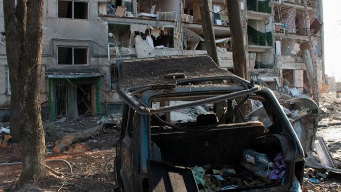 Πόλεμος στην Ουκρανία: Ρωσικός πύραυλος σκότωσε δύο πολίτες στην περιφέρεια του Χαρκόβου Πόλεμος στην Ουκρανία: Ρωσικός πύραυλος σκότωσε δύο πολίτες στην περιφέρεια του Χαρκόβου