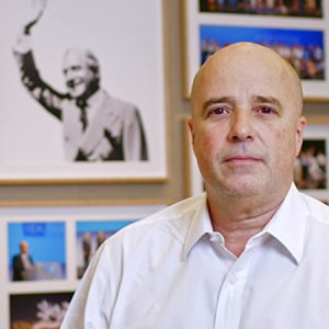 <img src="Ανδρέας-Δρακόπουλος-Πρόεδρος-του-ΙΣΝ.jpg" alt="δωρεά-ύψους-26-εκατ">