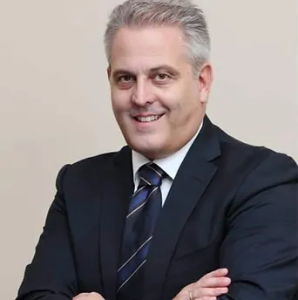 <img src="Γεράσιμος-Γερολυμάτος-Διευθύνων-Σύμβουλος-Gerobo-International.png" alt="η-gerobo-international-επέλεξε">