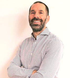 <img src="Δημήτρης-Οικονομίδης-HR-Director-της-ELPEN.png" alt="στην-5η-θέση">