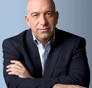 <img src="Πάνος-Μαρτίνης-Διευθύνων-Σύμβουλος-του-Ομίλου-Εταιρειών-SOFTONE.jpg" alt="o-όμιλος-softone-εξαγοράζει">