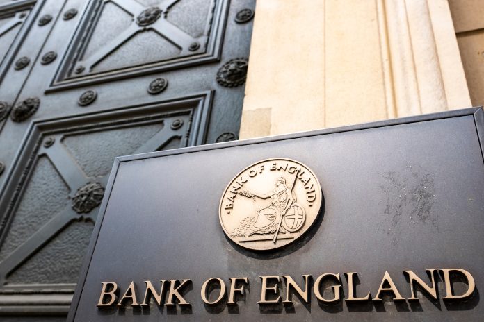 Επικεφαλής οικονομολόγος της BoE:Ακόμα δεν είναι ώρα για μείωση των επιτοκίων Επικεφαλής οικονομολόγος της BoE:Ακόμα δεν είναι ώρα για μείωση των επιτοκίων