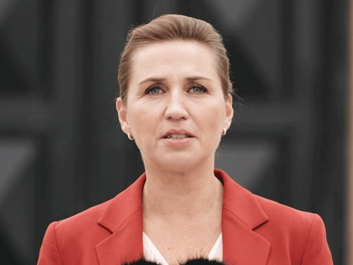 Δανία – ΗΠΑ: Διπλωματική ένταση για τη Γροιλανδία μετά από προκλητική ανάρτηση στο X Η πρωθυπουργός της Δανίας δηλώνει ότι δεν σκοπεύει να αναλάβει την ηγεσία του ΝΑΤΟ