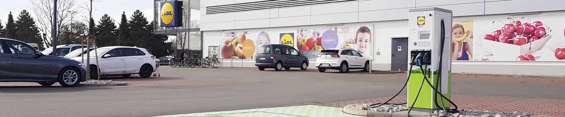 <img src="σταθμοί-ηλεκτρικής-φόρτισης-σε-28-καταστήματα-Lidl.jpg" alt="η-lidl-ελλάς-επενδύει">