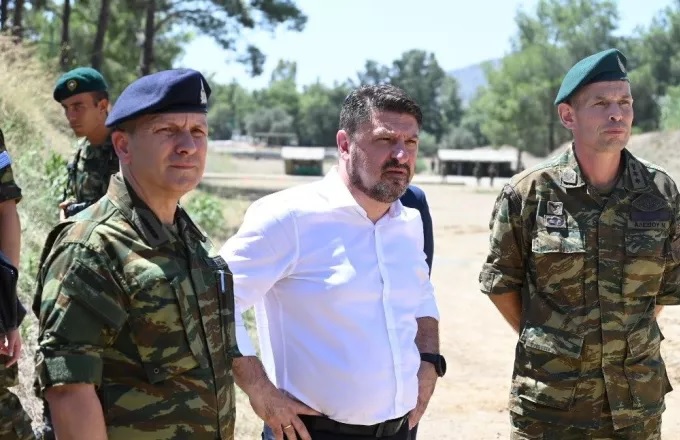 «Κλείδωσε» η υποψηφιότητα Χαρδαλιά στην Περιφέρεια Αττικής «Κλείδωσε» η υποψηφιότητα Χαρδαλιά στην Περιφέρεια Αττικής