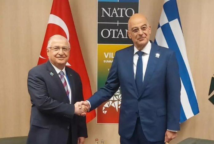 Συμφωνία για μέτρα οικοδόμησης εμπιστοσύνης στην συνάντηση Δένδια – Γκιουλέρ Συμφωνία για μέτρα οικοδόμησης εμπιστοσύνης στην συνάντηση Δένδια – Γκιουλέρ
