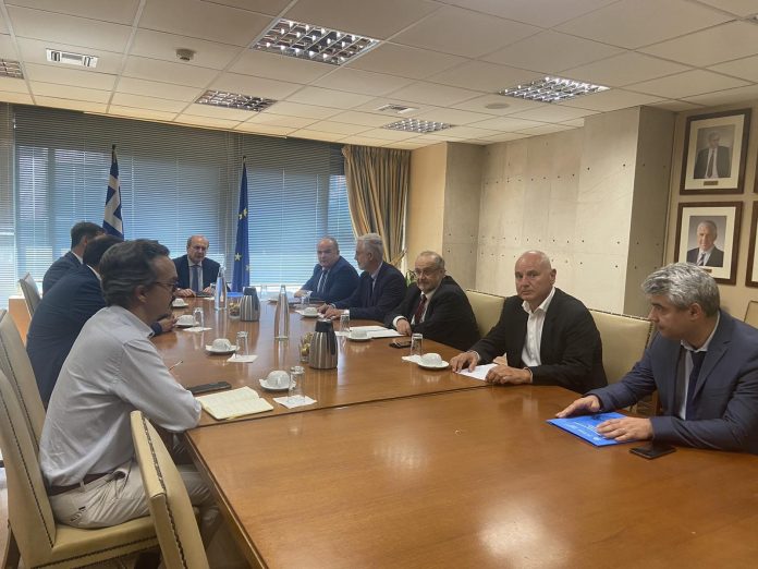 ΓΣΕΒΕΕ: Ζητά από το Υπ. Οικονομικών 120 δόσεις για φορολογικές οφειλές και αναστολή πλειστηριασμών ΓΣΕΒΕΕ: Ζητά από το Υπ. Οικονομικών 120 δόσεις για φορολογικές οφειλές και αναστολή πλειστηριασμών
