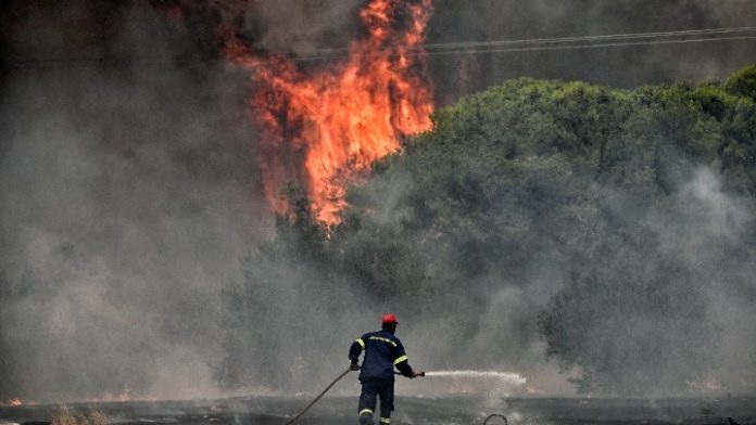 Πολύ υψηλός κίνδυνος πυρκαγιάς σήμερα για 4 περιφέρειες Πολύ υψηλός κίνδυνος πυρκαγιάς σήμερα για 4 περιφέρειες