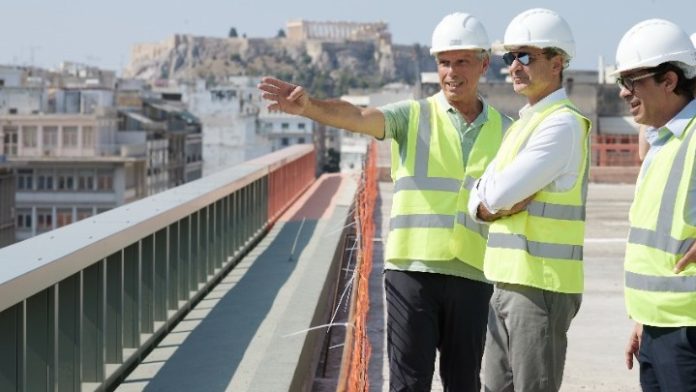 Επίσκεψη του Μητσοτάκη στο κτίριο που στεγαζόταν το «Μινιόν» Επίσκεψη του Μητσοτάκη στο κτίριο που στεγαζόταν το «Μινιόν»