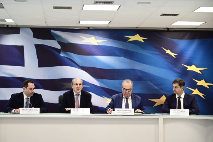Παρατείνεται μέχρι τον Οκτώβριο το Market Pass – Αναλυτικά τα μέτρα που ανακοινώθηκαν Παρατείνεται μέχρι τον Οκτώβριο το Market Pass – Αναλυτικά τα μέτρα που ανακοινώθηκαν