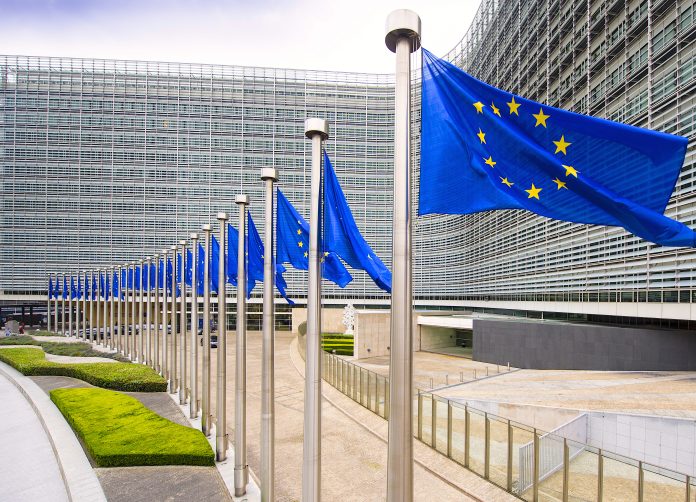 ΕΕ: Προωθεί αιτήματα πληροφοριών σε 17 πλατφόρμες στο πλαίσιο των Ψηφιακών Υπηρεσιών ΕΕ: Προωθεί αιτήματα πληροφοριών σε 17 πλατφόρμες στο πλαίσιο των Ψηφιακών Υπηρεσιών
