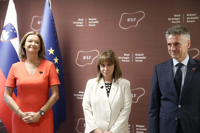 Η ΠτΔ στη Σλοβενία: Οι χώρες της Μεσογείου πρέπει να αντιδράσουν συντονισμένα για την αντιστροφή των επιπτώσεων της κλιματικής κρίσης Η ΠτΔ στη Σλοβενία: Οι χώρες της Μεσογείου πρέπει να αντιδράσουν συντονισμένα για την αντιστροφή των επιπτώσεων της κλιματικής κρίσης