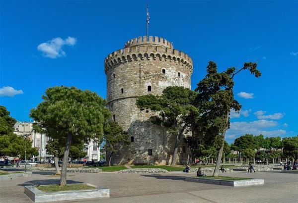 Επενδύσεις και υποδομές στο λιμάνι της Θεσσαλονίκης Επενδύσεις και υποδομές στο λιμάνι της Θεσσαλονίκης