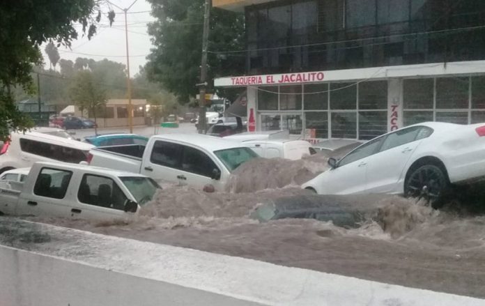 Μεξικό: Τουλάχιστον επτά νεκροί & εννέα αγνοούμενοι λόγω πλημμυρών Μεξικό: Τουλάχιστον επτά νεκροί & εννέα αγνοούμενοι λόγω πλημμυρών
