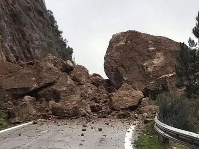 Μήνυμα του 112 στους κατοίκους των περιοχών Κανάβια και Σταυρός Ελάτη Μήνυμα του 112 στους κατοίκους των περιοχών Κανάβια και Σταυρός Ελάτη