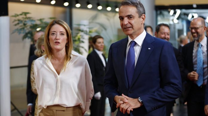 Μέτσολα μετά τη συνάντηση με Μητσοτάκη: «Η Ελλάδα δεν είναι μόνη» Μέτσολα μετά τη συνάντηση με Μητσοτάκη: «Η Ελλάδα δεν είναι μόνη»