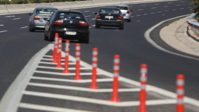 Αποκαταστάθηκε η κυκλοφορία των οχημάτων στην Ε.Ο. από Λαμία μέχρι Κατερίνη Αποκαταστάθηκε η κυκλοφορία των οχημάτων στην Ε.Ο. από Λαμία μέχρι Κατερίνη
