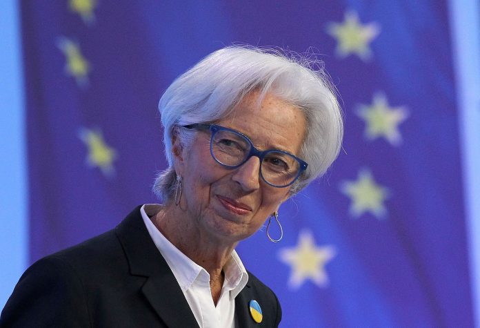 «Παράθυρο» από την Λαγκάρντ για μείωση των επιτοκίων το καλοκαίρι «Παράθυρο» από την Λαγκάρντ για μείωση των επιτοκίων το καλοκαίρι