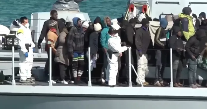 Συνεδρίαση στη Γαλλία για τους μετανάστες στο Ιταλικό νησί Λαμπεντούζα