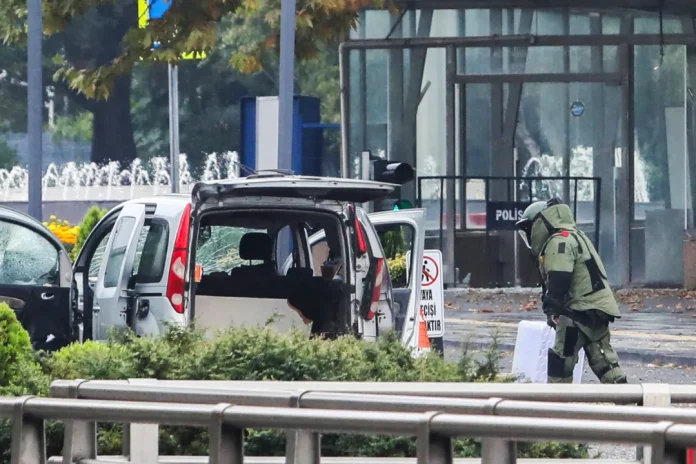 Τουρκία: Ένας από τους δράστες της βομβιστικής επίθεσης συνδεόταν με το ΡΚΚ – Αεροπορικές επιδρομές στο Βόρειο Ιράκ Τουρκία: Ένας από τους δράστες της βομβιστικής επίθεσης συνδεόταν με το ΡΚΚ – Αεροπορικές επιδρομές στο Βόρειο Ιράκ