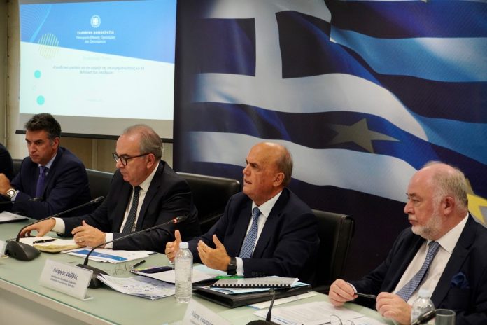 Τα τελευταία 4 χρόνια, η HDB χορήγησε 45.288 δάνεια συνολικού ύψους 9,4 δισ. ευρώ Τα τελευταία 4 χρόνια, η HDB χορήγησε 45.288 δάνεια συνολικού ύψους 9,4 δισ. ευρώ
