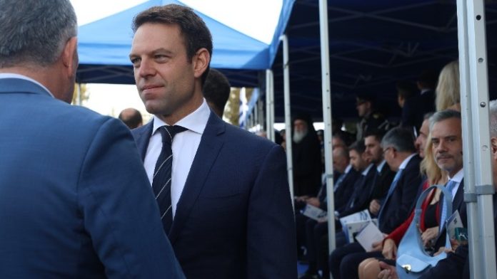 Κασσελάκης: Ο τρόπος με τον οποίο προστατεύουμε τη χώρα και την ελευθερία μας σήμερα είναι με το να είμαστε μία ενωμένη κοινωνία Κασσελάκης: Ο τρόπος με τον οποίο προστατεύουμε τη χώρα και την ελευθερία μας σήμερα είναι με το να είμαστε μία ενωμένη κοινωνία