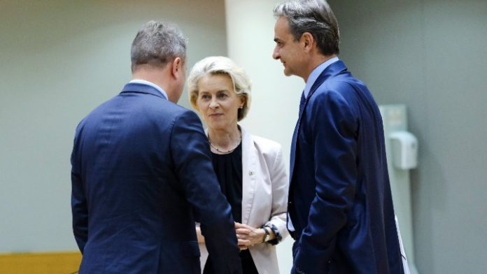 Σύνοδος Κορυφής: Οι πρωτοβουλίες Μητσοτάκη για το Μεταναστευτικό και τις φυσικές καταστροφές Σύνοδος Κορυφής: Οι πρωτοβουλίες Μητσοτάκη για το Μεταναστευτικό και τις φυσικές καταστροφές