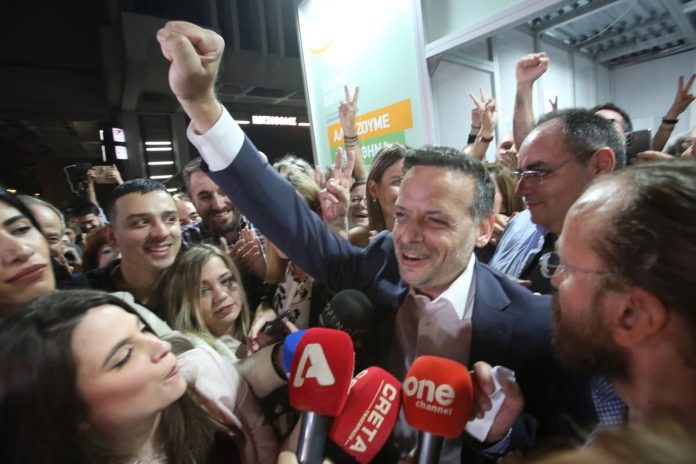 Το ”success story” του Χάρη Δούκα και η απρόσμενη ήττα του Κώστα Μπακογιάννη Το ”success story” του Χάρη Δούκα και η απρόσμενη ήττα του Κώστα Μπακογιάννη