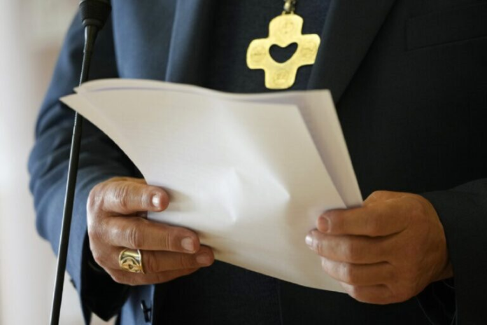 Ισπανία: Ιστορική συμφωνία αποζημιώσεων για τα θύματα κακοποίησης από την Καθολική Εκκλησία Ισπανία: Ιστορική συμφωνία αποζημιώσεων για τα θύματα κακοποίησης από την Καθολική Εκκλησία