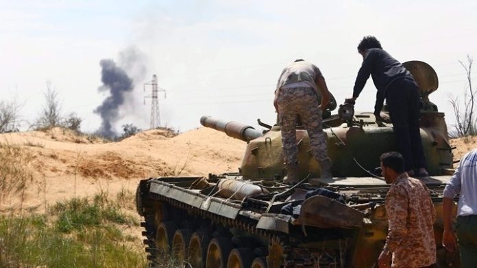 Λιβύη: Τέσσερις νεκροί σε μάχες ενόπλων ομάδων στη Γαριάν Λιβύη: Τέσσερις νεκροί σε μάχες ενόπλων ομάδων στη Γαριάν