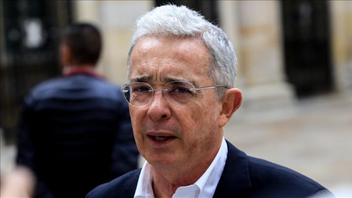 Κολομβία: Ο πρώην πρόεδρος της Άλβαρο Ουρίμπε αναμένεται να καταθέσει στη γενική εισαγγελία Κολομβία: Ο πρώην πρόεδρος της Άλβαρο Ουρίμπε αναμένεται να καταθέσει στη γενική εισαγγελία