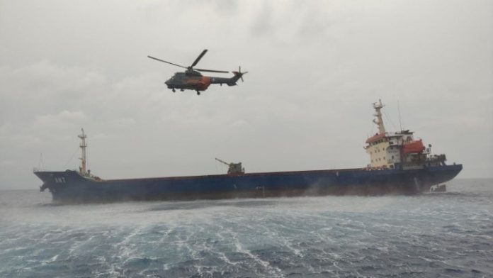 Συνεχίζονται οι έρευνες για τον εντοπισμό των 13 ναυτικών του φορτηγού πλοίου RAPTOR Συνεχίζονται οι έρευνες για τον εντοπισμό των 13 ναυτικών του φορτηγού πλοίου RAPTOR