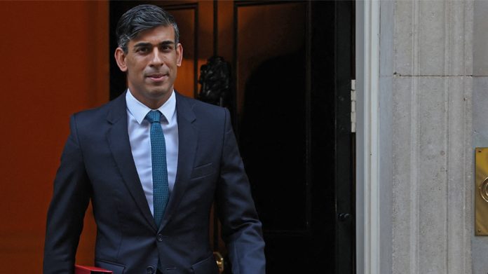 Politico: «Η ελληνική τραγωδία του Σούνακ» Politico: «Η ελληνική τραγωδία του Σούνακ»