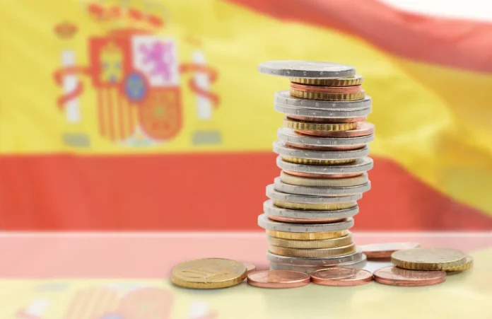 Ισπανία: Η κυβέρνηση σχεδιάζει να αυξήσει κατά 4% τον κατώτατο μισθό Ισπανία: Η κυβέρνηση σχεδιάζει να αυξήσει κατά 4% τον κατώτατο μισθό