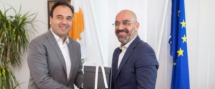Ενισχύουν τη συνεργασία τους Ελλάδα και Κύπρος σε θέματα ψηφιακής διακυβέρνησης Ενισχύουν τη συνεργασία τους Ελλάδα και Κύπρος σε θέματα ψηφιακής διακυβέρνησης