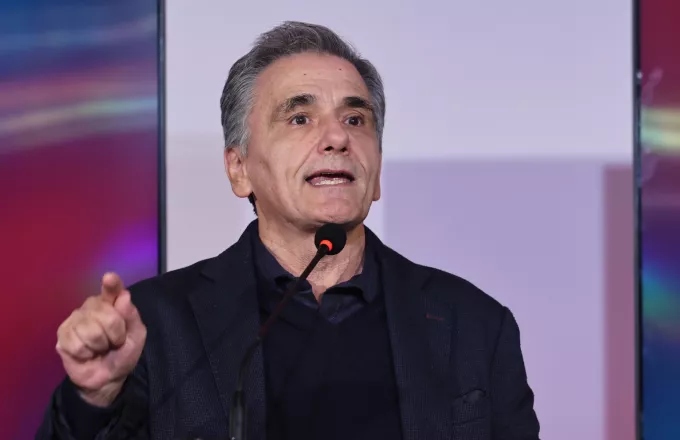 Τσακαλώτος για Σόιμπλε: «Ήθελε να ηττηθεί ο ΣΥΡΙΖΑ» Τσακαλώτος για Σόιμπλε: «Ήθελε να ηττηθεί ο ΣΥΡΙΖΑ»