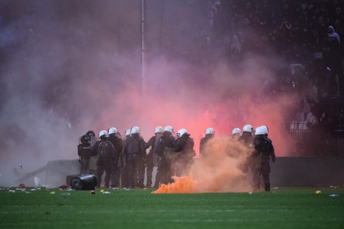 Ανακοινώνονται στις 12:30 τα μέτρα για την οπαδική βία Ανακοινώνονται στις 12:30 τα μέτρα για την οπαδική βία