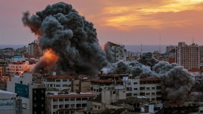 Στα 10.000 ανέρχονται συνολικά τα αεροπορικά πλήγματα του Ισραήλ στη Γάζα Στα 10.000 ανέρχονται συνολικά τα αεροπορικά πλήγματα του Ισραήλ στη Γάζα