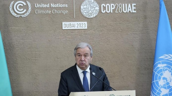 Γκουτέρες: “Μέγιστη ευελιξία” και “καλή πίστη” για να εξασφαλίσουμε την έξοδο “από όλα τα ορυκτά καύσιμα” Γκουτέρες: “Μέγιστη ευελιξία” και “καλή πίστη” για να εξασφαλίσουμε την έξοδο “από όλα τα ορυκτά καύσιμα”