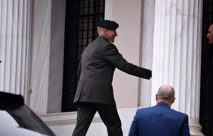 Ο Δημήτρης Χούπης νέος αρχηγός ΓΕΕΘΑ Ο Δημήτρης Χούπης νέος αρχηγός ΓΕΕΘΑ