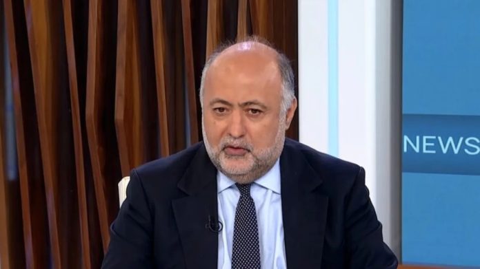 Τσιόδρας για τα μη κρατικά πανεπιστήμια: ”Δεν υπάρχει μεταρρύθμιση χωρίς να υπάρχουν αντιδράσεις” Τσιόδρας για τα μη κρατικά πανεπιστήμια: ”Δεν υπάρχει μεταρρύθμιση χωρίς να υπάρχουν αντιδράσεις”