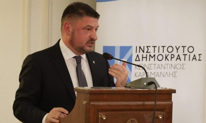 Χαρδαλιάς: «Αποφασιστικές και στοχευμένες δράσεις για την κλιματική κρίση» Χαρδαλιάς: «Αποφασιστικές και στοχευμένες δράσεις για την κλιματική κρίση»