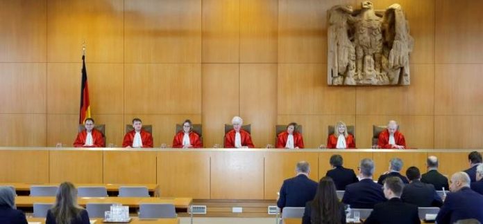 Το Γερμανικό δικαστήριο εγκρίνει την αποχρηματοδότηση ακροδεξιού κόμματος Το Γερμανικό δικαστήριο εγκρίνει την αποχρηματοδότηση ακροδεξιού κόμματος