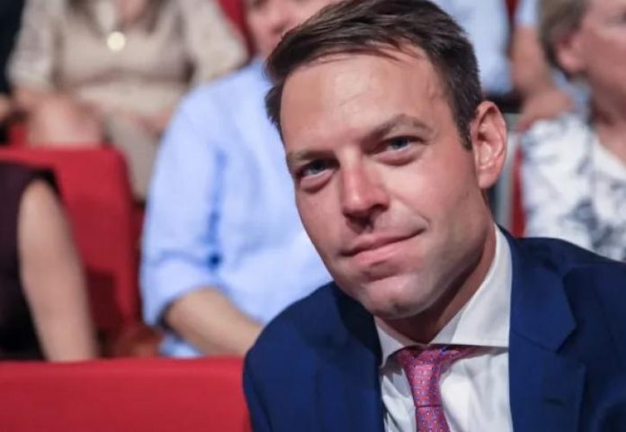 Κασσελάκης: Έφτασε στην εκδήλωση του Ινστιτούτου “Αλέξης Τσίπρας” Κασσελάκης: Έφτασε στην εκδήλωση του Ινστιτούτου “Αλέξης Τσίπρας”