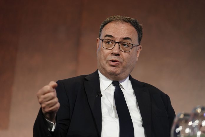 Bailey: Ο πληθωρισμός των υπηρεσιών εξακολουθεί να είναι πολύ υψηλός Bailey: Ο πληθωρισμός των υπηρεσιών εξακολουθεί να είναι πολύ υψηλός