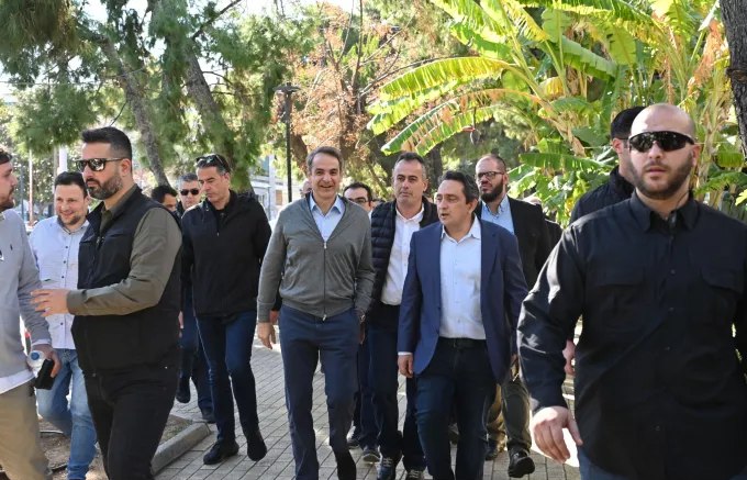 Μητσοτάκης προς αγρότες: ”Ανοιχτός διάλογος με ανοιχτούς δρόμους” Μητσοτάκης προς αγρότες: ”Ανοιχτός διάλογος με ανοιχτούς δρόμους”