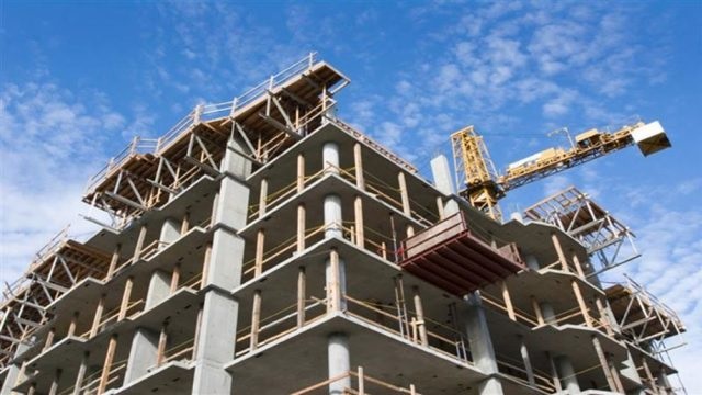 Φρενάρει το κόστος οικοδομής αλλά παραμένει σε ανοδική τροχιά Φρενάρει το κόστος οικοδομής αλλά παραμένει σε ανοδική τροχιά