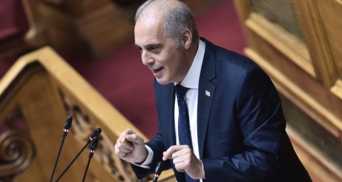 «Χάος» στην Βουλή με αρνητικό πρωταγωνιστή τον Κυριάκο Βελόπουλο «Χάος» στην Βουλή με αρνητικό πρωταγωνιστή τον Κυριάκο Βελόπουλο