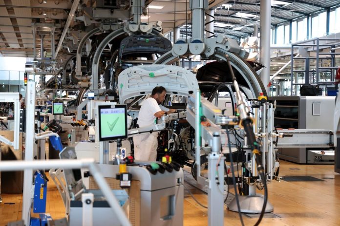 Αύξηση 8,9% των γερμανικών εργοστασιακών παραγγελιών τον Δεκέμβριο Αύξηση 8,9% των γερμανικών εργοστασιακών παραγγελιών τον Δεκέμβριο
