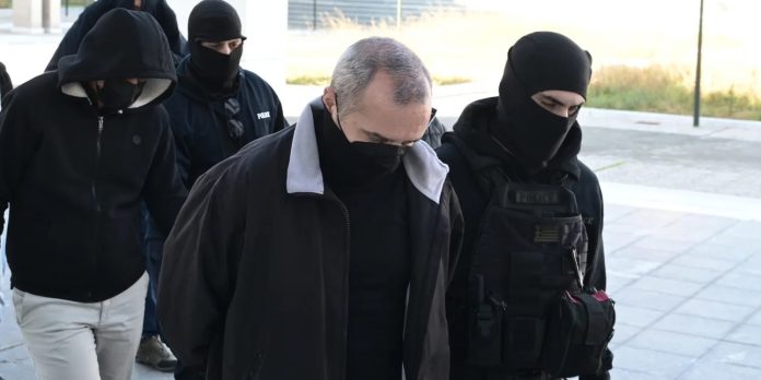 Κολωνός: Ένοχος ο Μίχος και για τον βιασμό της 12χρονης – Αθώα η μητέρα Κολωνός: Ένοχος ο Μίχος και για τον βιασμό της 12χρονης – Αθώα η μητέρα